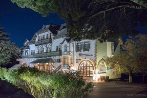 Szálláshelyi szolgáltatás