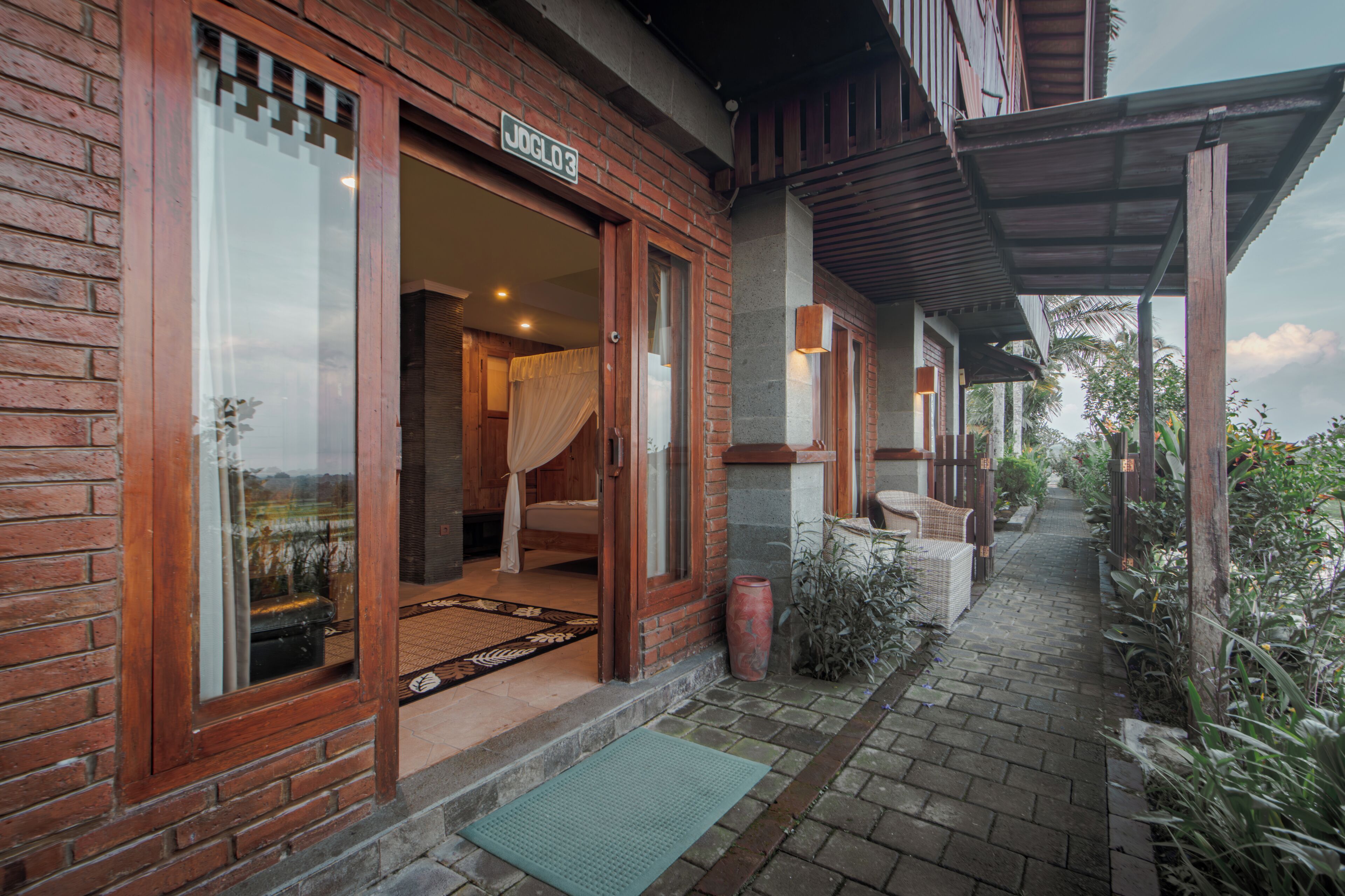 住宿正面