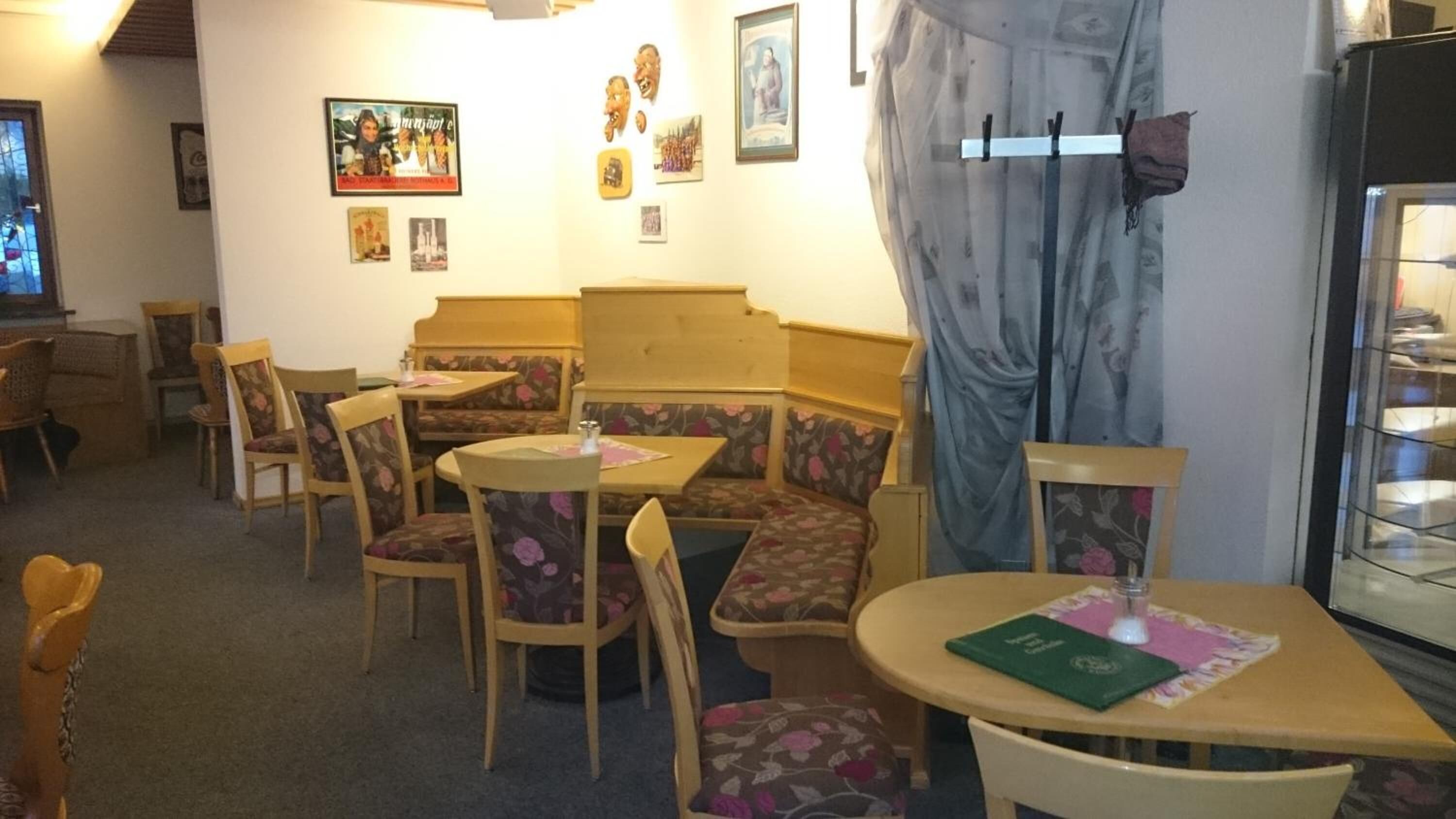 breakfast, lunch, dinner served; regional cuisine