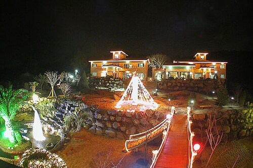 Palace in the Forest Pension