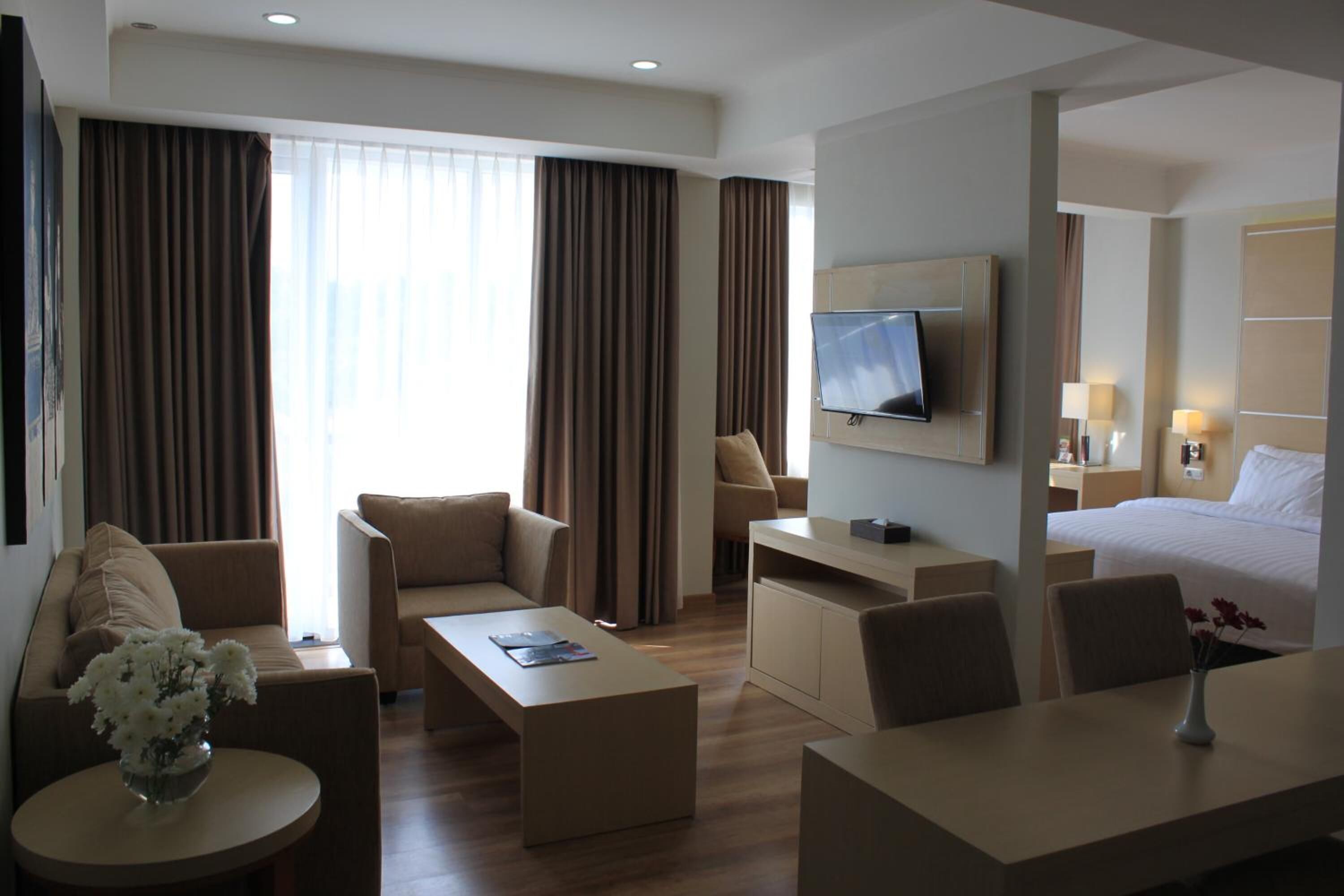 32-inch led tv with cable channels, tv