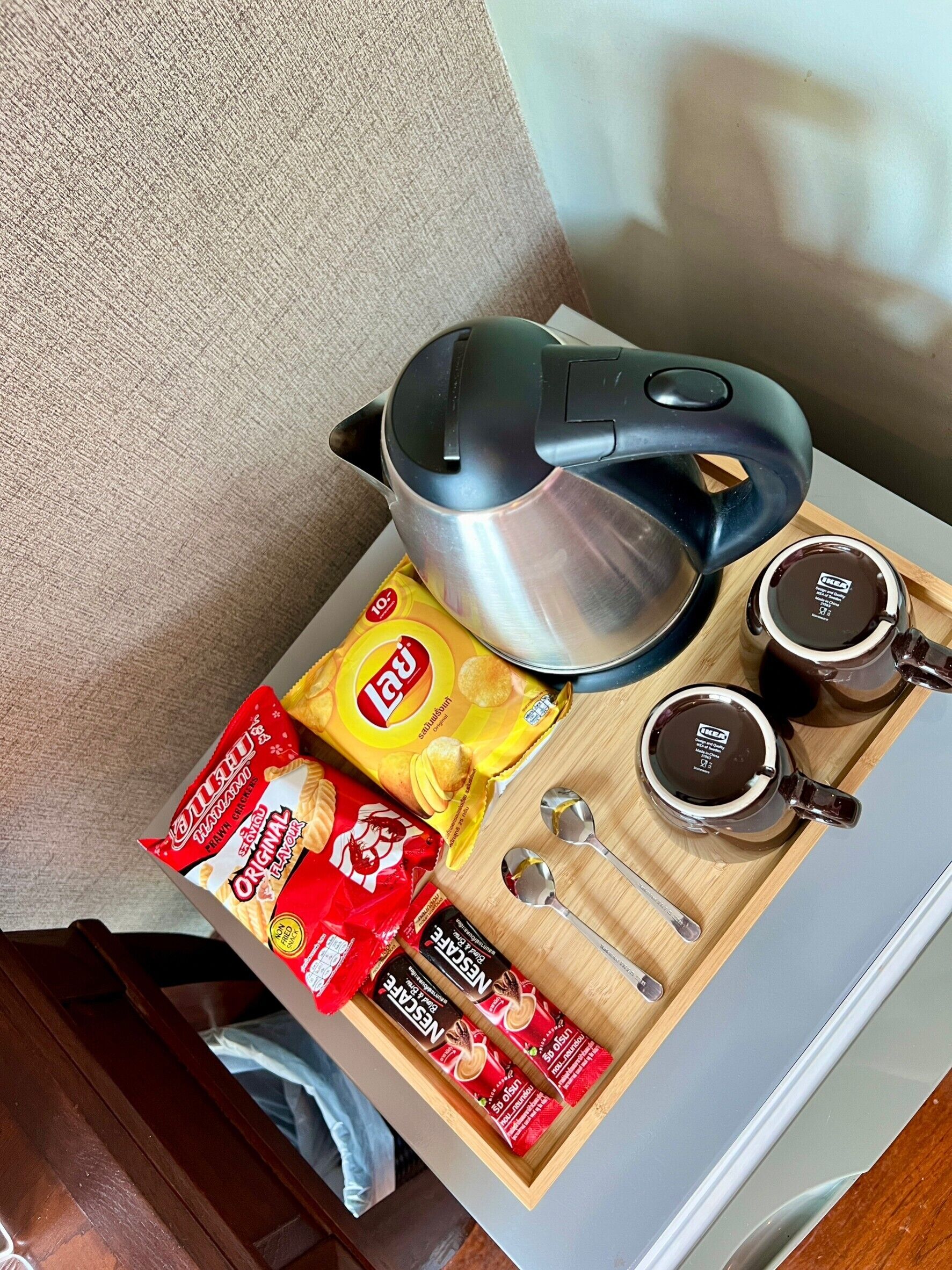 standard room, 1 double bed | minibar, in-room safe, desk, iron/ironing board