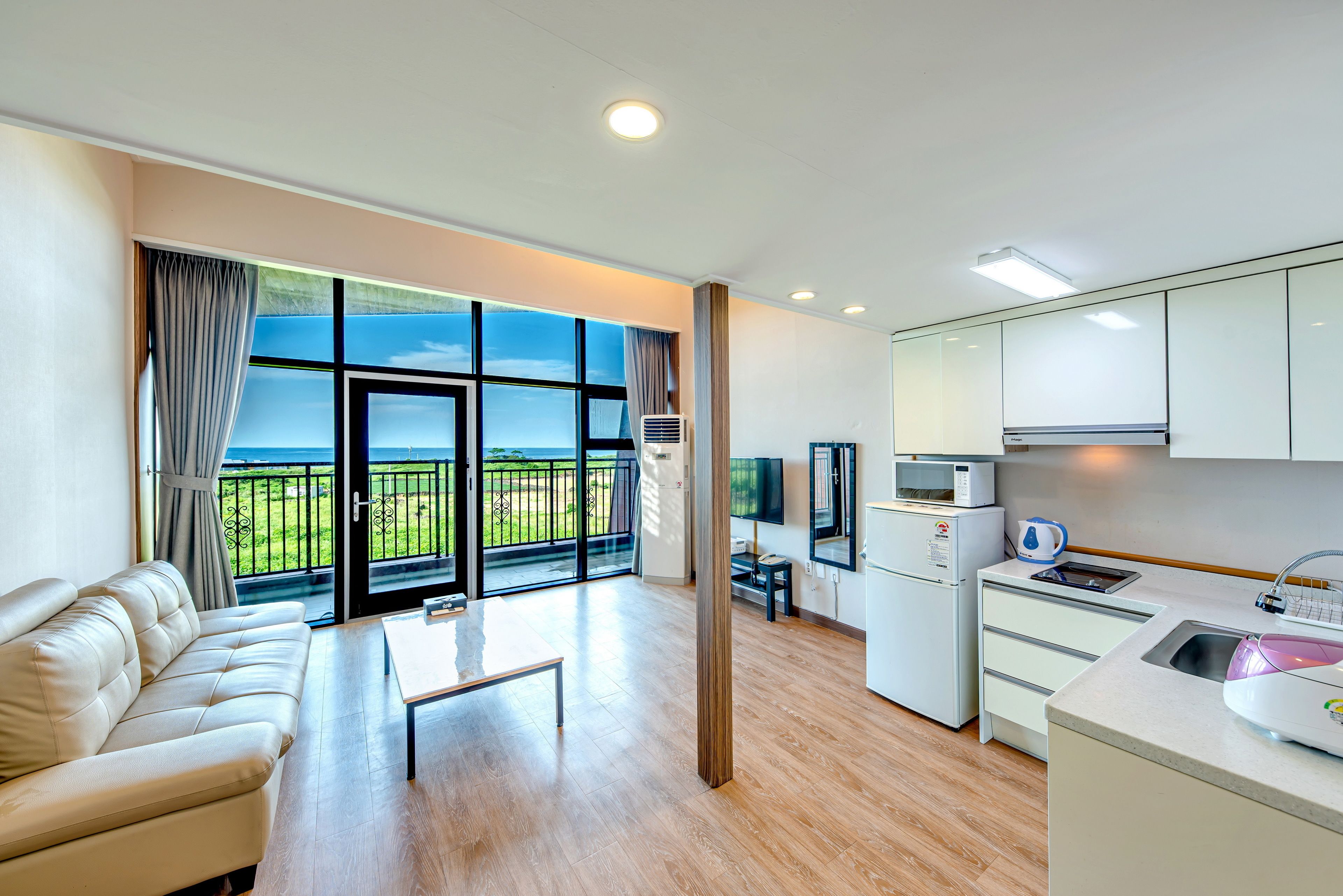 family duplex (main building) | free wifi, bed sheets