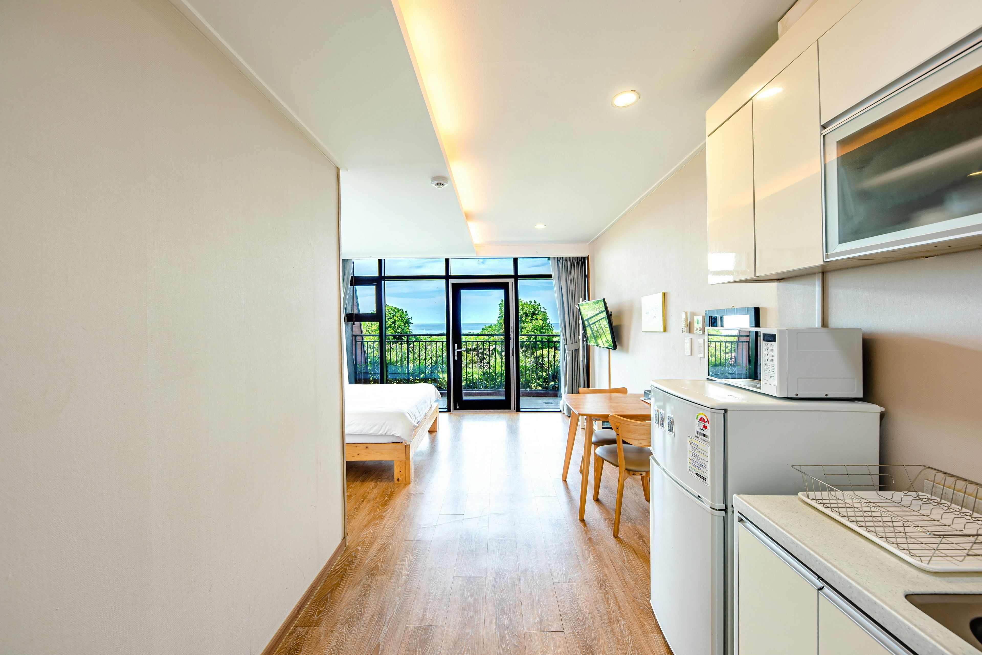 standard double or twin room (randonly assigned, main building) | free wifi, bed sheets