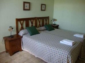 Apartment, 2 Schlafzimmer (Meirengos) | Verdunkelungsvorhänge, kostenlose Babybetten, Zustellbetten