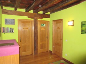 Interior - Albergue ambiental de Beizama - Hostel (Beizama)