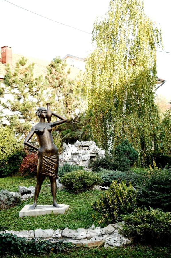 Property grounds - Hotel Slodes (Belgrade)