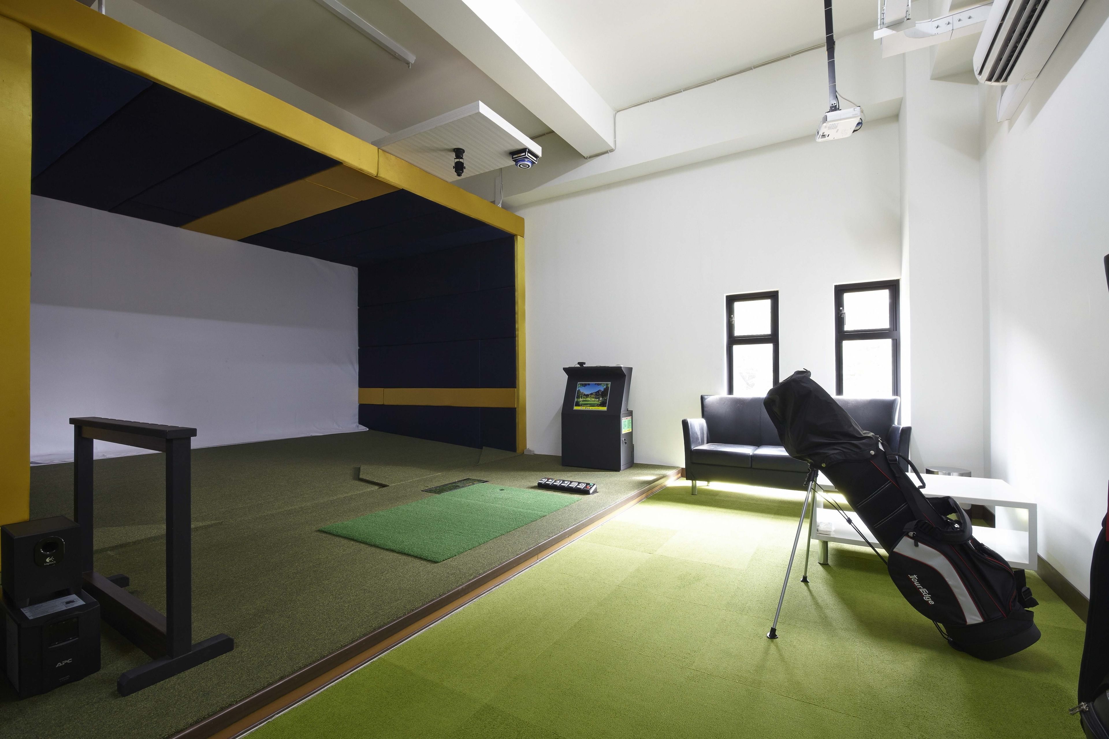 indoor golf driving range