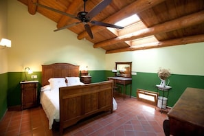 Chambre Supérieure (Family- abuhardillada)