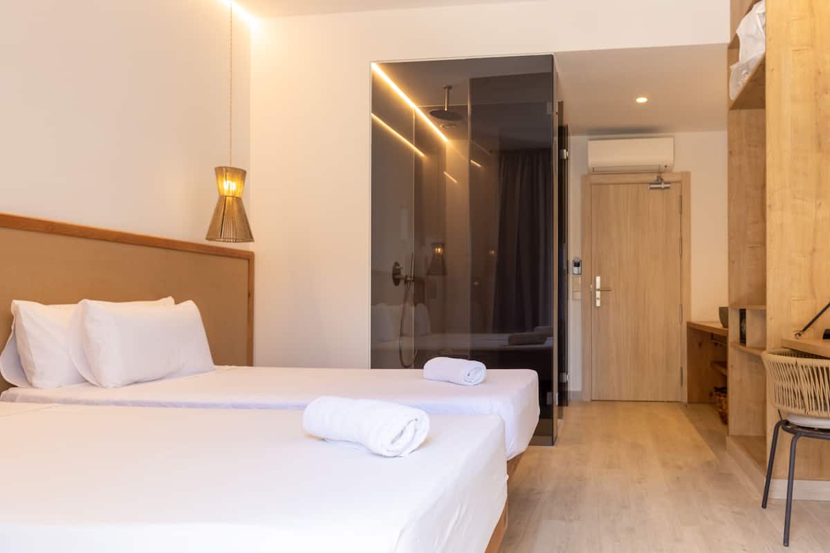 DOUBLE SUITE SIDE SEA VIEW | Een kluis op de kamer, verduisterende gordijnen, gratis wifi, beddengoed
