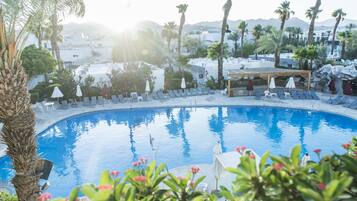 Piscina externa