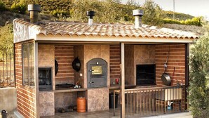 BBQ/picnic Area - Complejo Rural La Tejera (Elche De La Sierra)