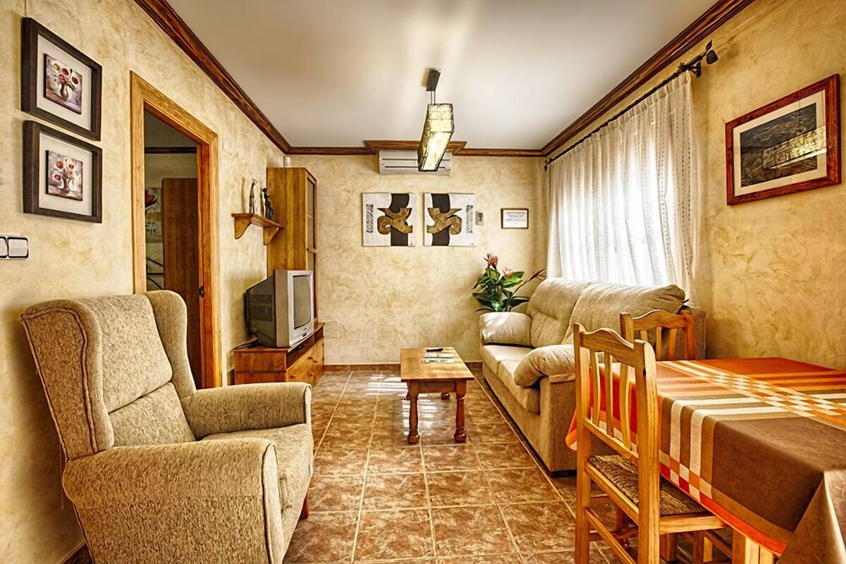 Casa, 2 quartos, terraço | Área de estar | TV de tela plana