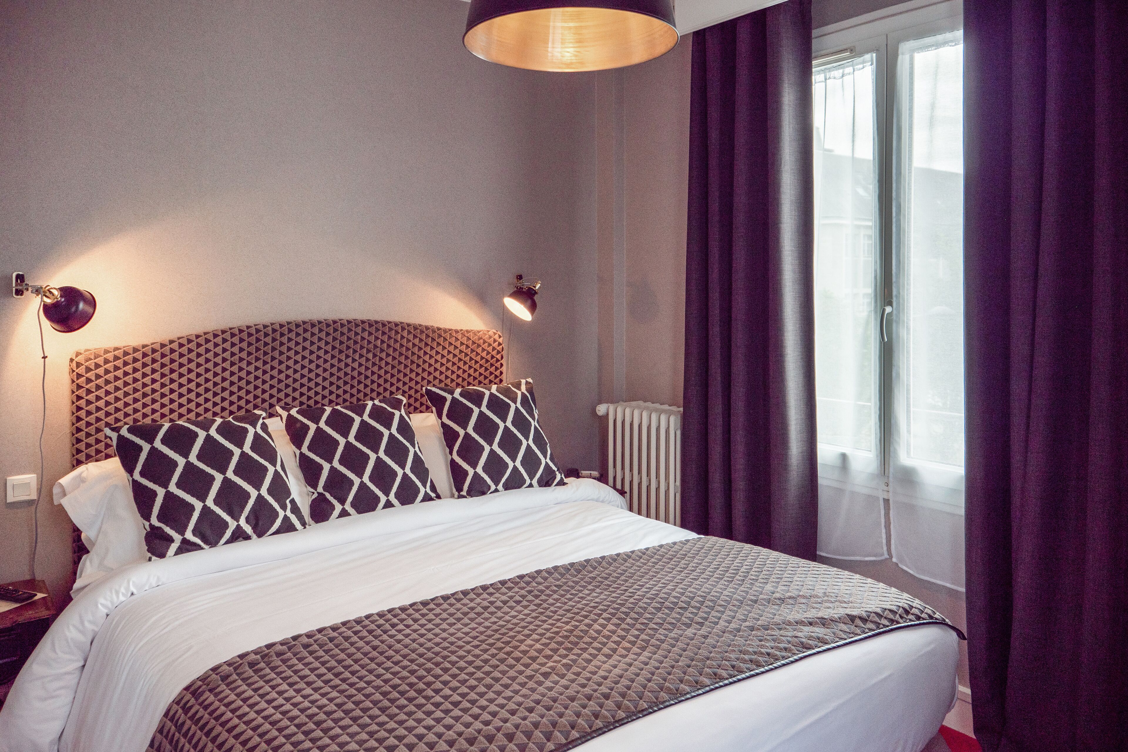 In-room safe, desk, soundproofing, WiFi (free)