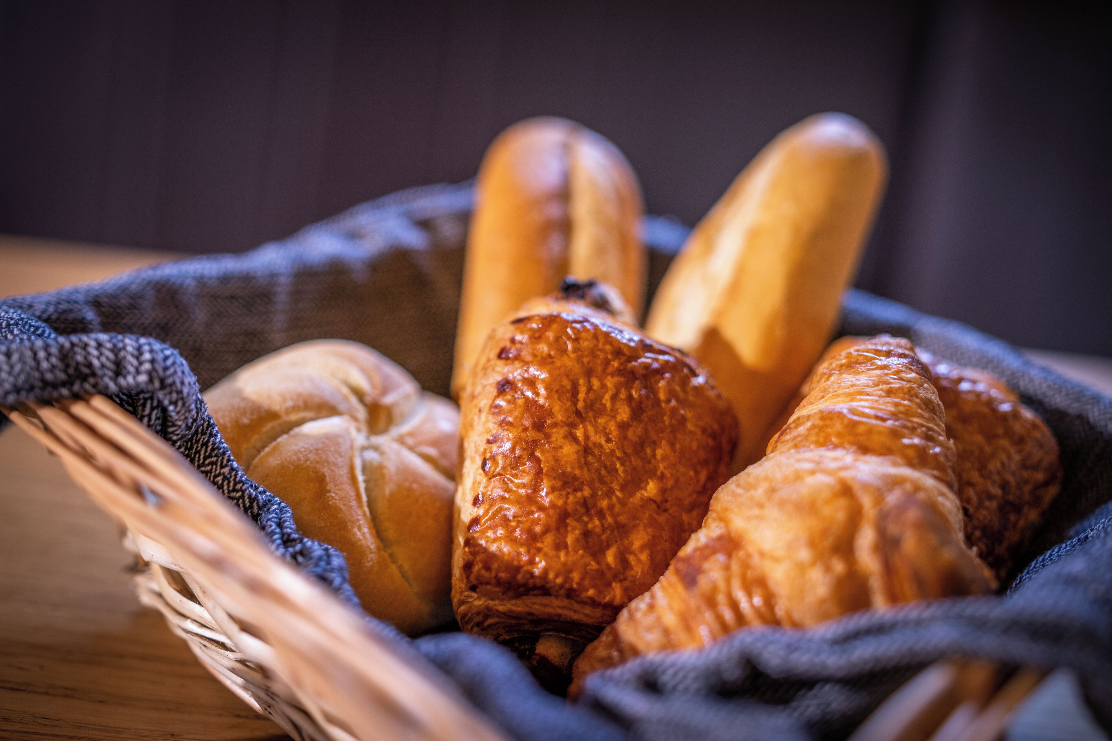 daily continental breakfast (eur 13.5 per person)