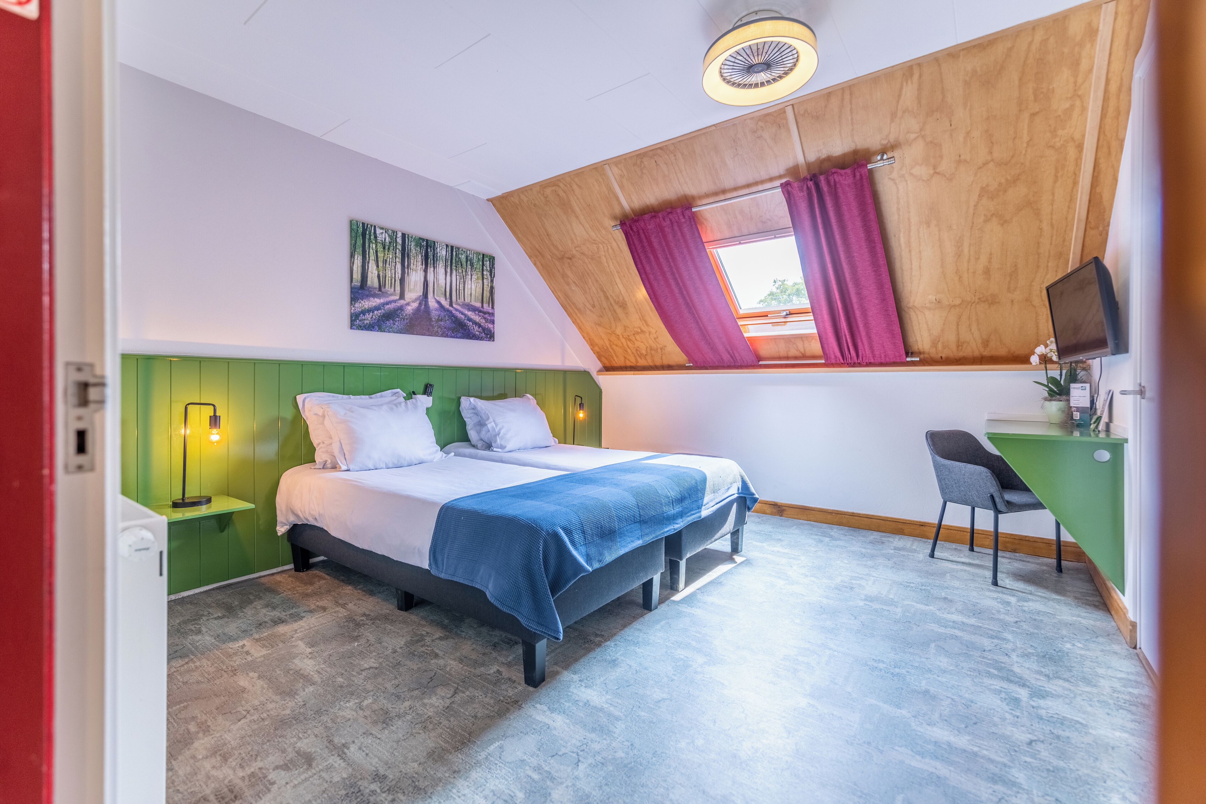 standard twin room | 1 bedroom, in-room safe, soundproofing, free wifi