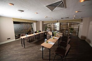Meeting facility - Sapphire Inn (Baku)
