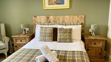 Chambre Double, salle de bains attenante