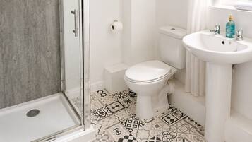 Suite, Ensuite | Bathroom