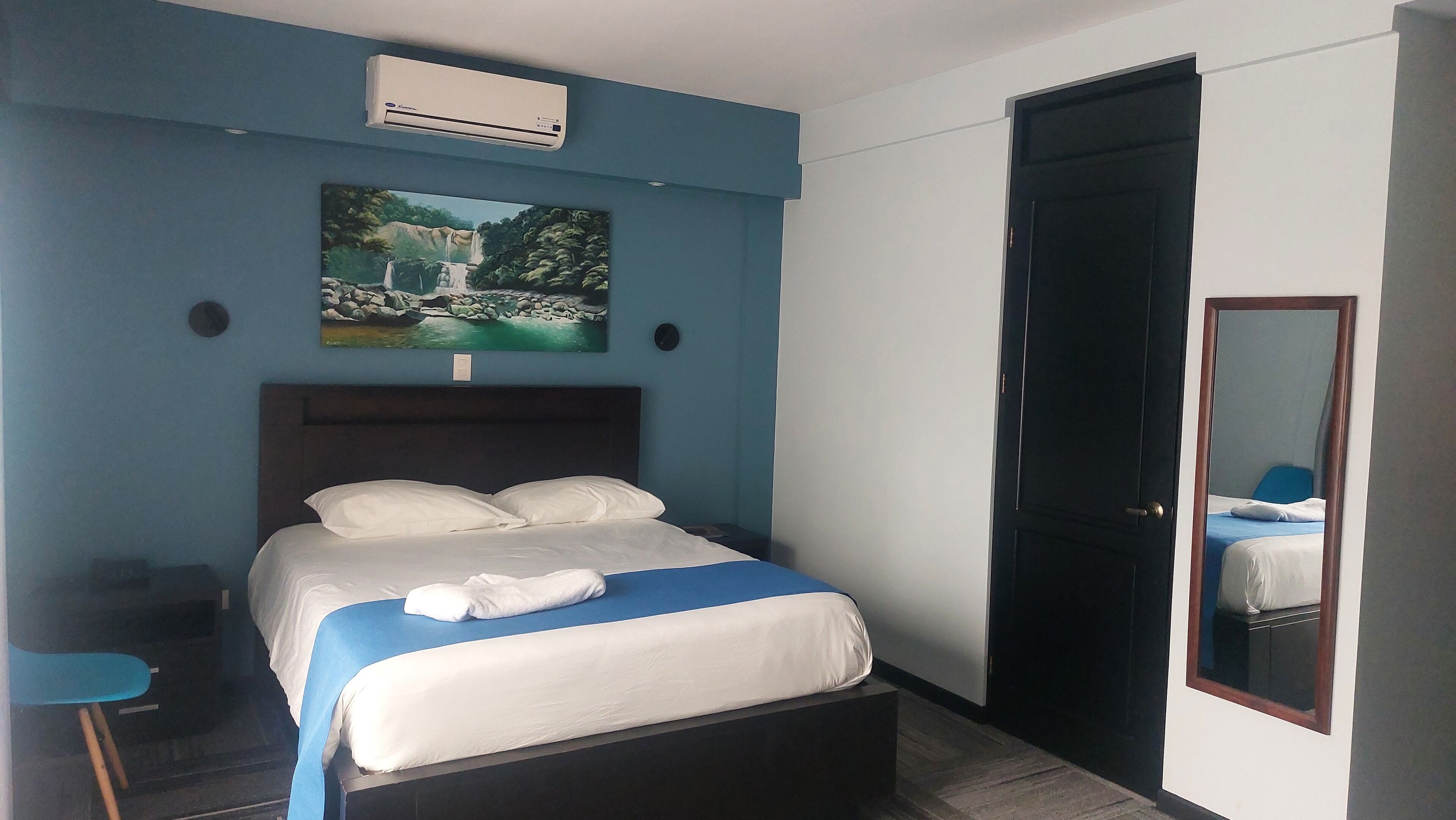 junior triple room, multiple beds | 1 bedroom, in-room safe, free wifi, bed sheets