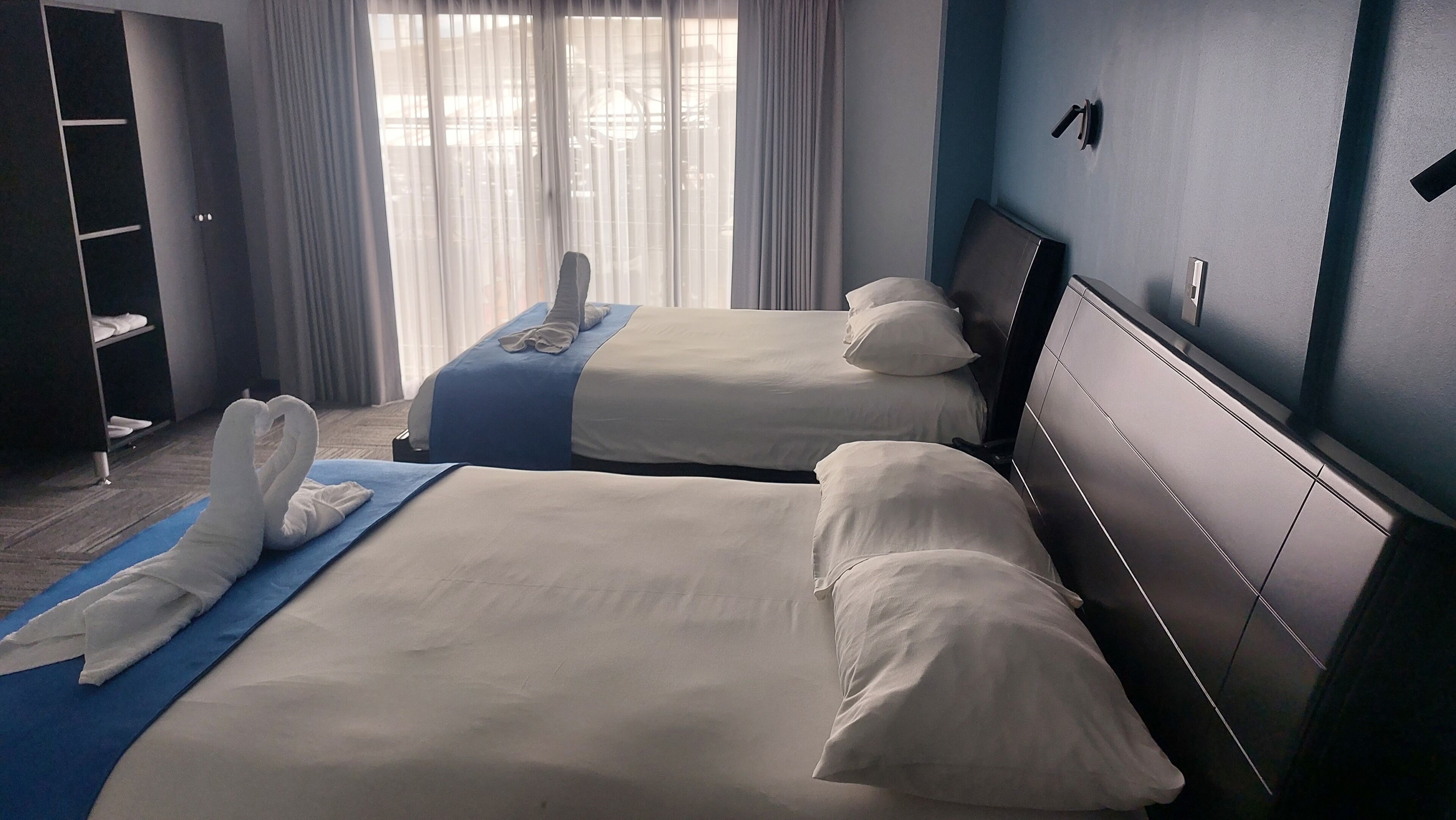 family double room, 2 double beds, private bathroom | 1 bedroom, in-room safe, free wifi, bed sheets