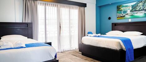 Superior Room, 2 Double Beds, Private Bathroom