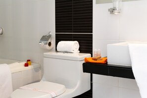 Bathroom - Hotel Waman (Machu Picchu)
