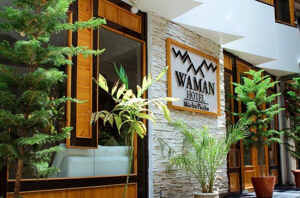 Front of property - Hotel Waman (Machu Picchu)