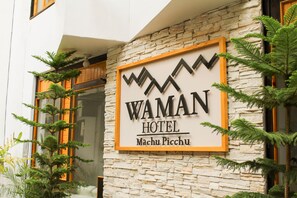 Front of property - Hotel Waman (Machu Picchu)