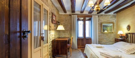Maison, 5 chambres | 5 chambres, accĂšs au Wi-Fi (inclus), literie fournie