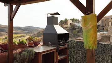 Casa, 5 habitaciones | Terraza o patio
