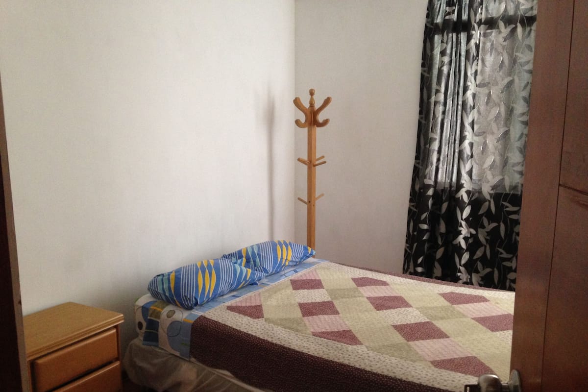 10 bedrooms, premium bedding, pillowtop beds, individually furnished