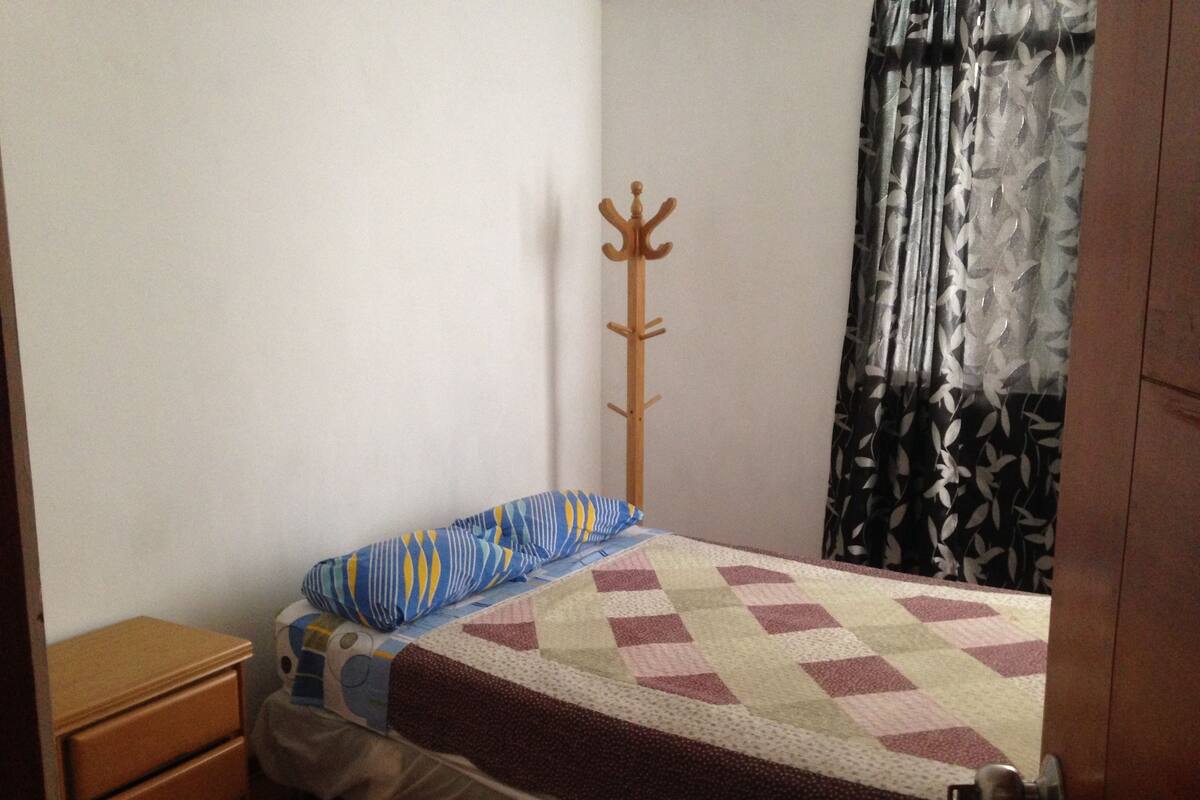 10 kamar tidur, seprai premium, dan bantalan ekstra lembut