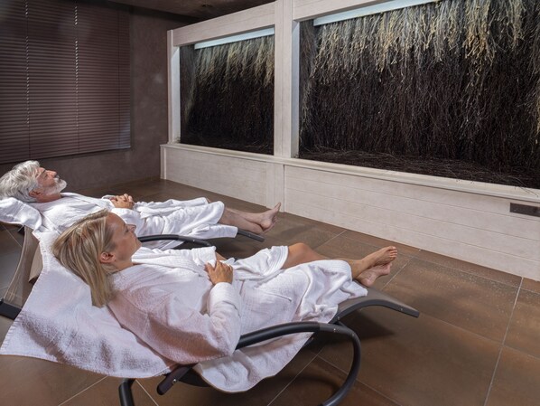 Sauna, steam room, body treatments, aromatherapy, hot stone massages