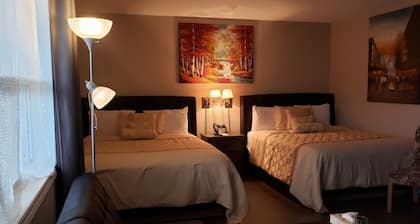 Travellers Motel