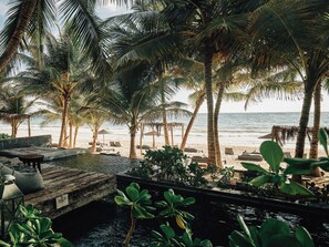 Outdoor pool, sun loungers - Nômade Temple Tulum (Tulum)