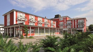 Exterior - Johannesbad Hotel Füssinger Hof (Bad Fuessing)