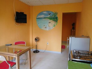 Kamar Double Klasik untuk 1 Orang, 1 kamar tidur, area taman | Dapur pribadi
