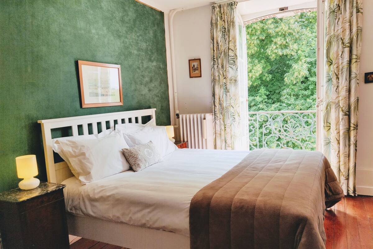 Standard Double Room, Ensuite (La 1127)