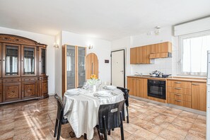 Apartment, 2 Bedrooms | Private kitchen | Full-size fridge, microwave, oven, stovetop - Residenza Manuela (Riccione)