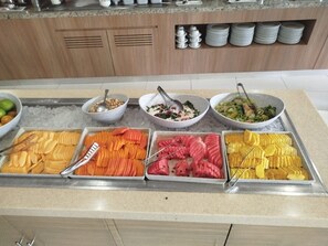 Daily buffet breakfast (USD 30 per person)