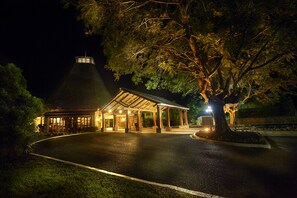 Front of property - Mount Irvine Bay Resort (Black Rock)