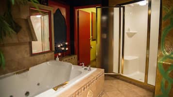 Suite, Hot Tub | Jetted tub