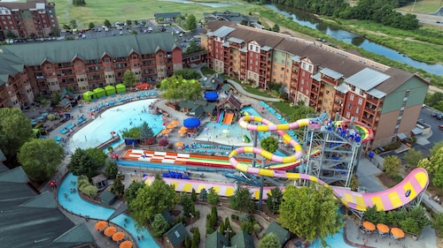 Wilderness at the Smokies - Stone Hill Lodge