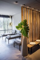 Sauna, hot tub, facials