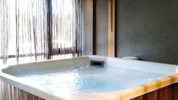 Sauna, hot tub, facials