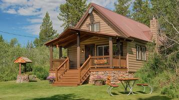 ด้านหน้าที่พัก