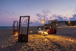 Frühstück, Mittagessen, internationale Küche, Blick auf den Strand