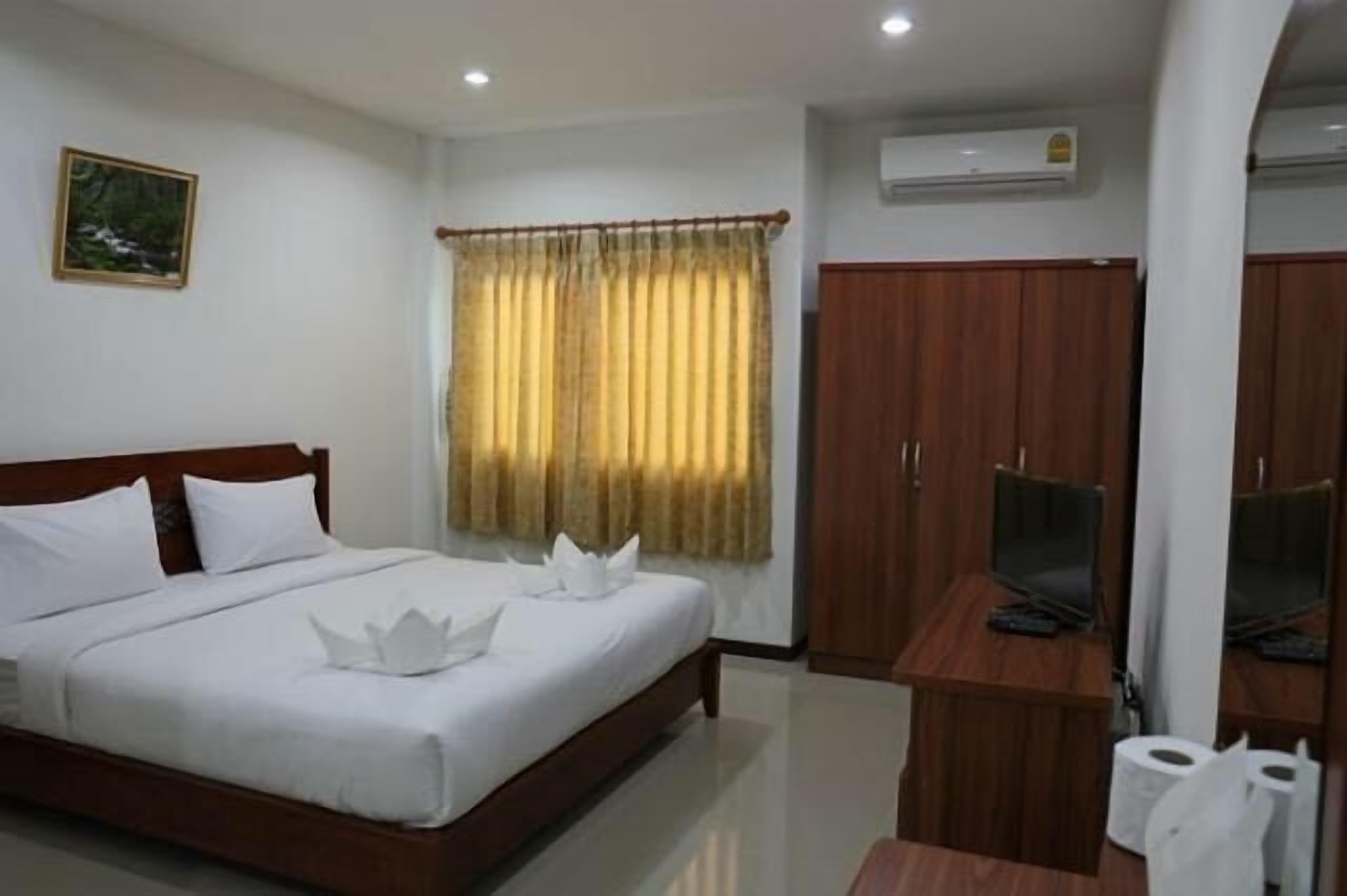 Superior Double Room | Desk, free WiFi