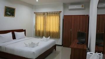 Superior Double Room | Desk, free WiFi